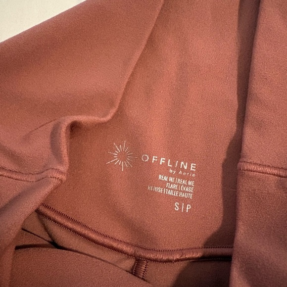 Aerie Offline Rose Flare Leggings - Picture 3 of 4